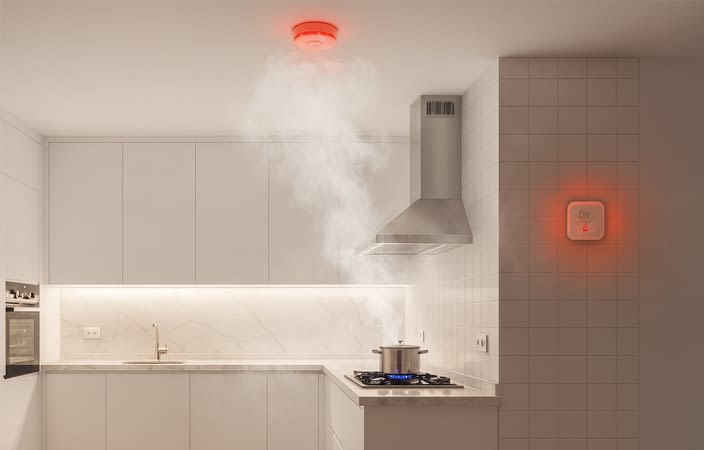 התקנת גלאי עשן במטבח לבטיחות