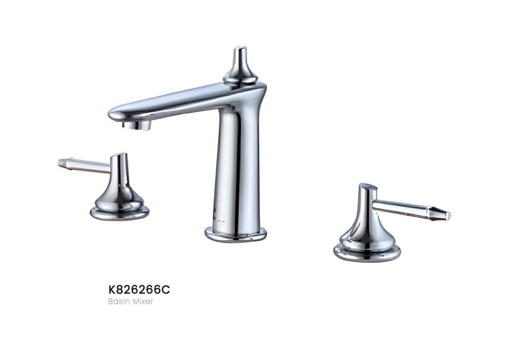 תקריב ברז דו-ידיתי וינטג' כסוף דגם K826266C - פרטי חריטה עתיקים, עיצוב קלאסי