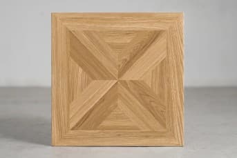 אריח דמוי פרקט גאומטרי 60X60 בגוון עץ בהיר