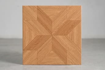 אריח דמוי פרקט גאומטרי 60X60 בגוון חום טבעי